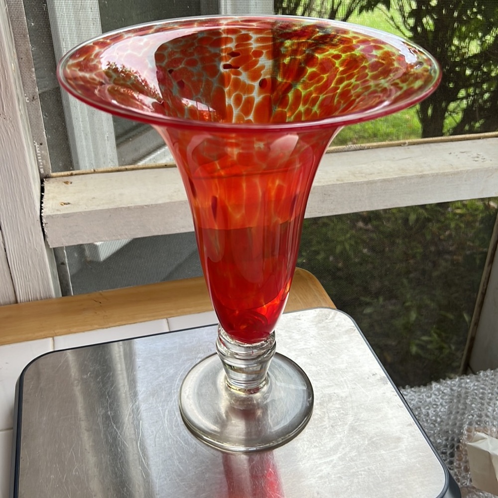 Vintage Cranberry & Clear Splattered Footed Art Glass Vase Signed - Picture 2 of 6